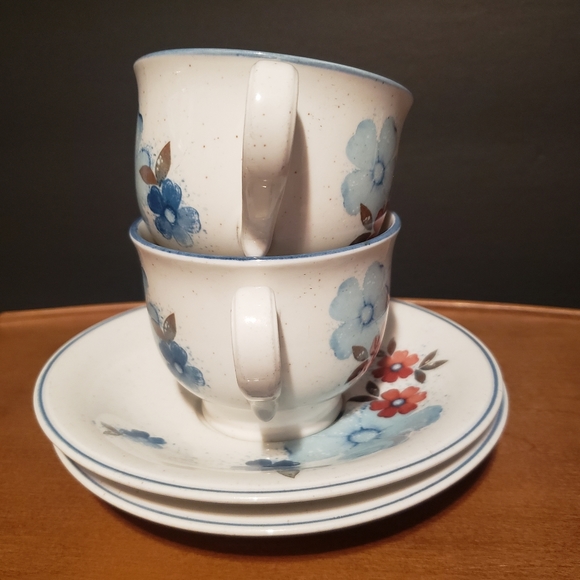 Noritake Versatone Glimmer Cups and Saucers set of 2 - Picture 6 of 9